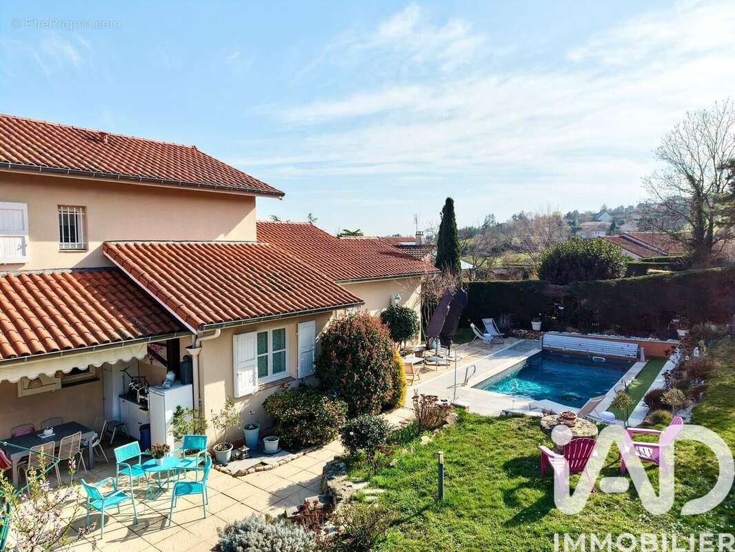 Photo 4 - Maison à ECOTAY-L'OLME