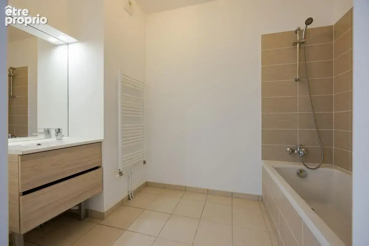 Appartement T4 avec terrasse - photo 10