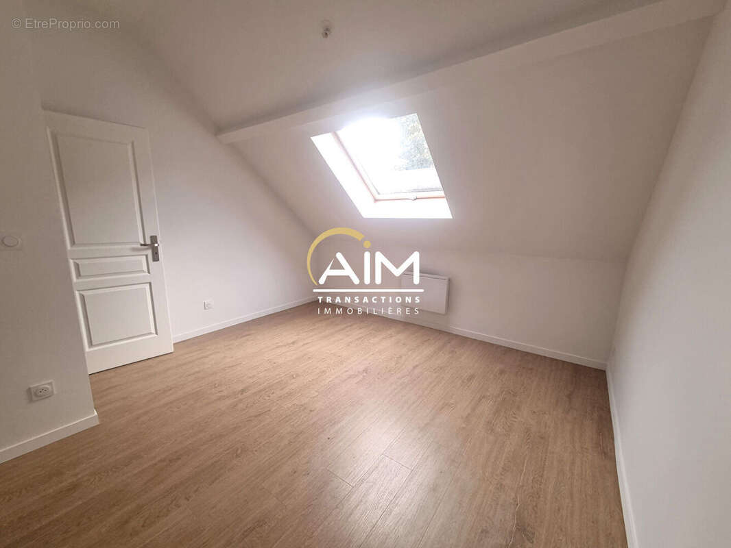 Maison à AZAY-SUR-CHER