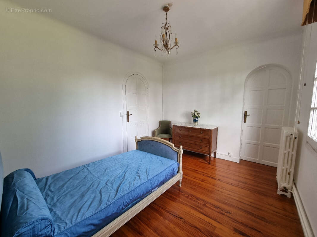 Maison à SAINT-PALAIS