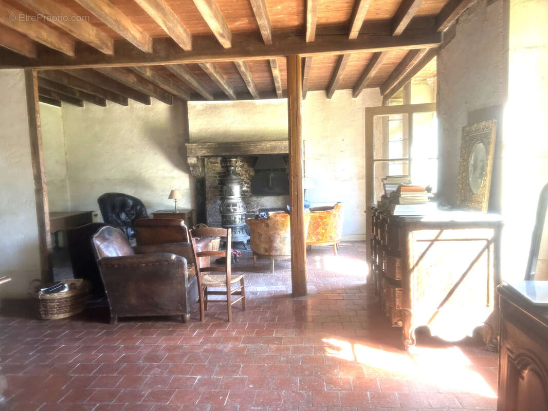 Maison à SAINT-BENIN-DES-BOIS