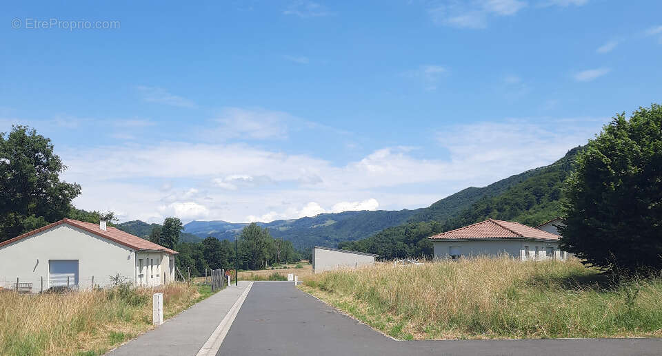 Terrain à SAINT-SIMON