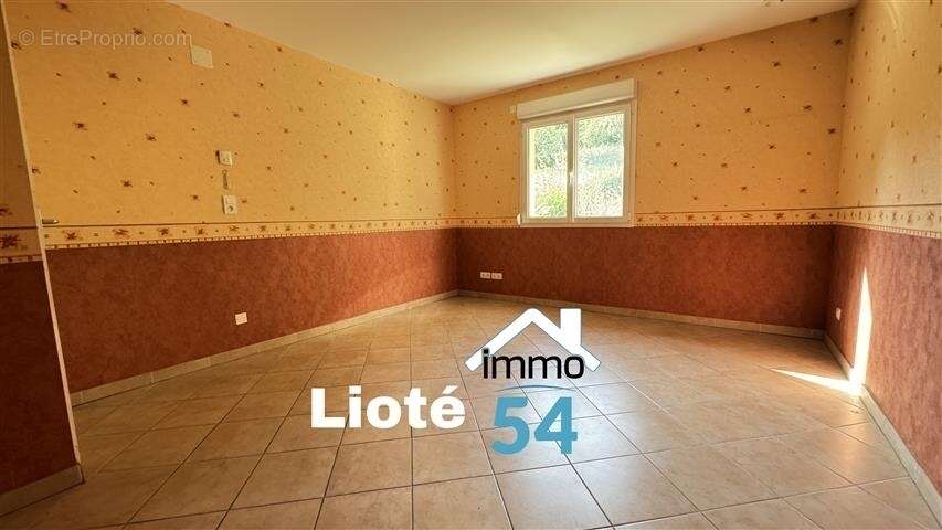 Maison à SAINT-MARD