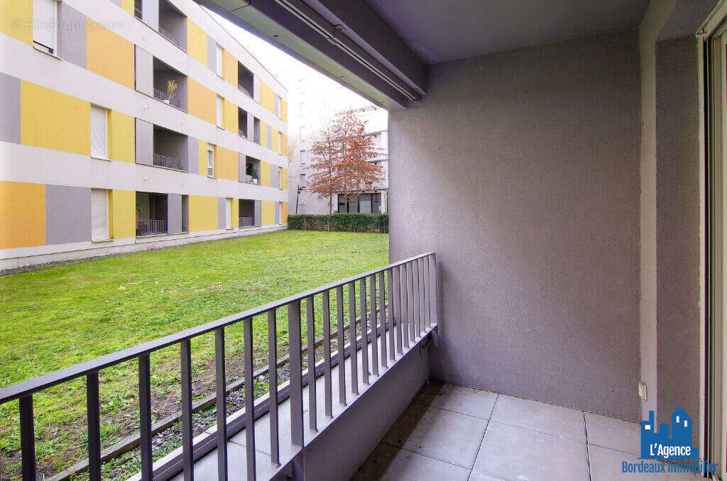 Appartement à BEGLES