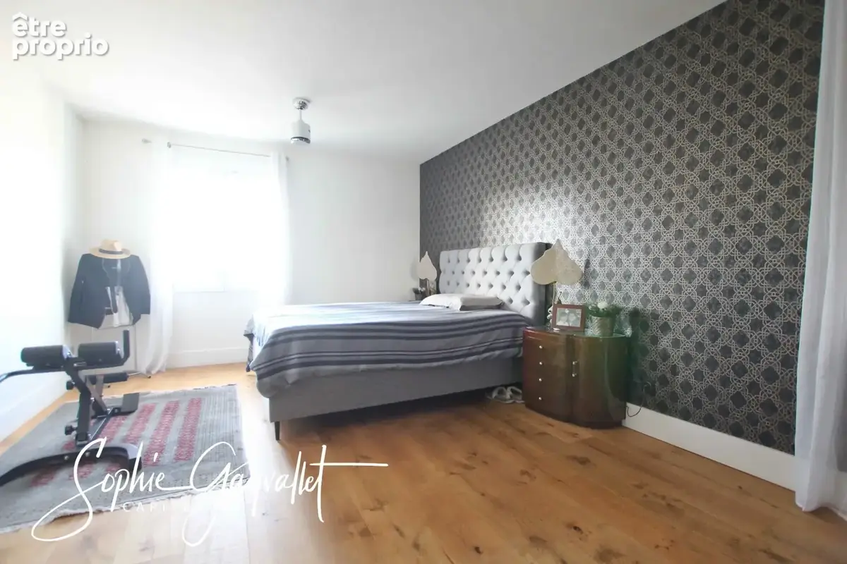 Velaux – villa familiale 168 m² avec vue panoramique, piscine et t2 indépendant - photo 6