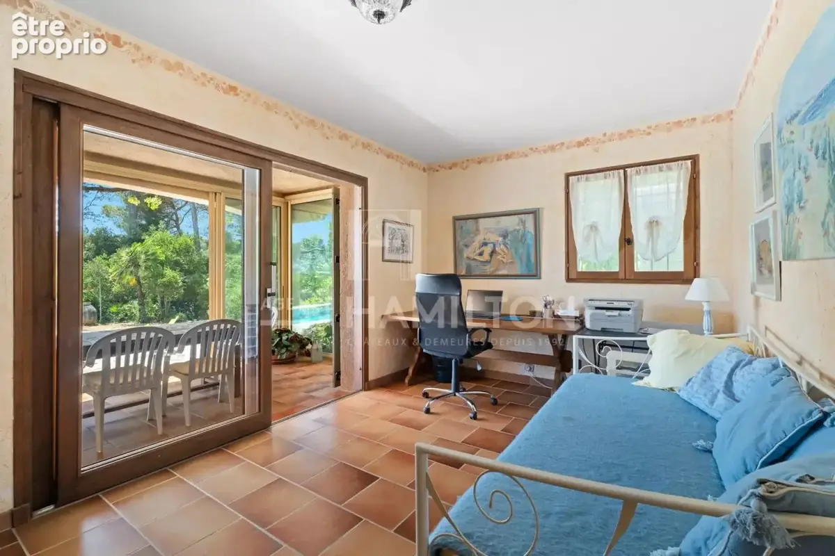 Villa avec piscine à proximités des écoles - photo 8
