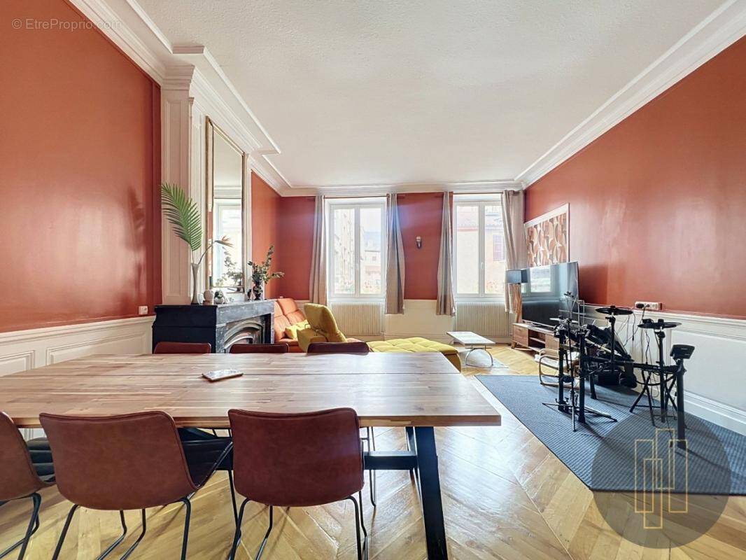 Appartement à VILLEFRANCHE-SUR-SAONE