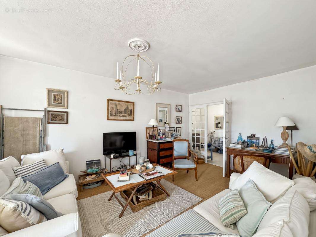 Appartement à SAINT-RAPHAEL