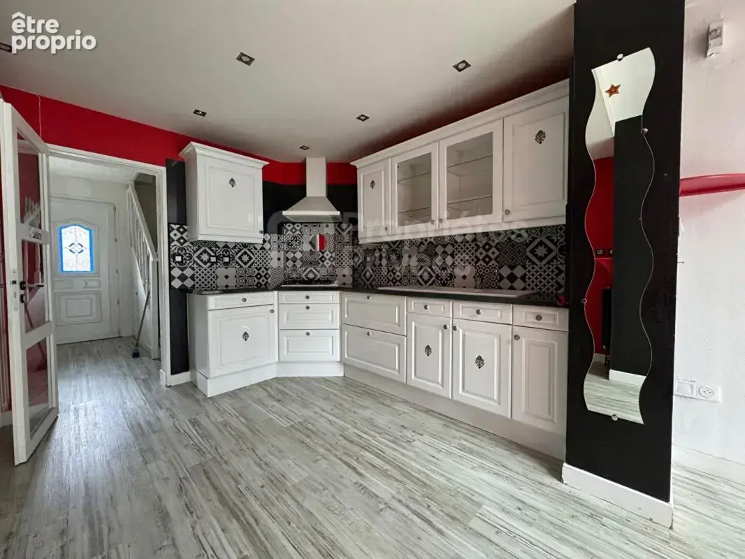 Maison 3 chambres avec jardin et garage, une belle opportunité pour devenir propriétaire - photo 4