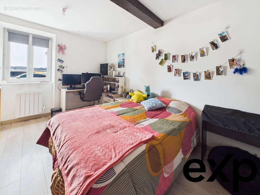 Maison à SAINT-GEORGES-D'ESPERANCHE