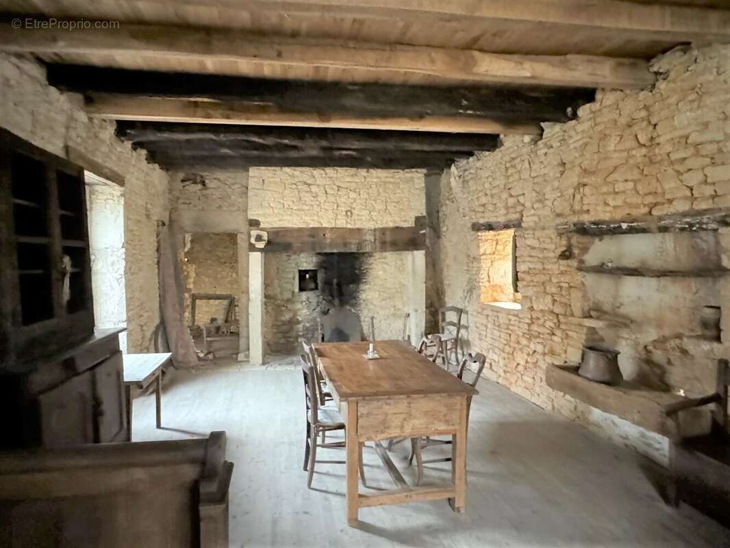 Maison à LES ARQUES