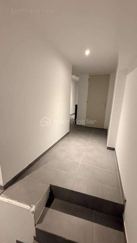 Appartement à THEZAN-LES-BEZIERS