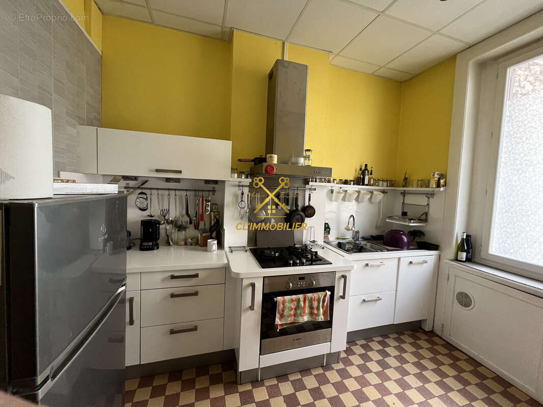 Appartement à SAINT-ETIENNE