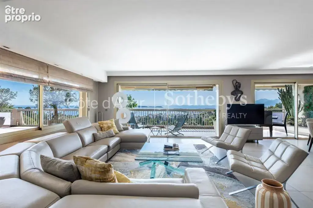 Cannes Californie, penthouse avec terrasse et vue panoramique sur la Méditerranée - photo 2