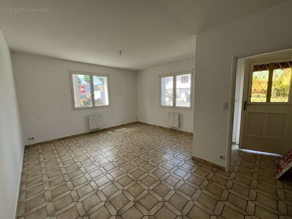 Maison 80 m² à Cusset  - photo 2