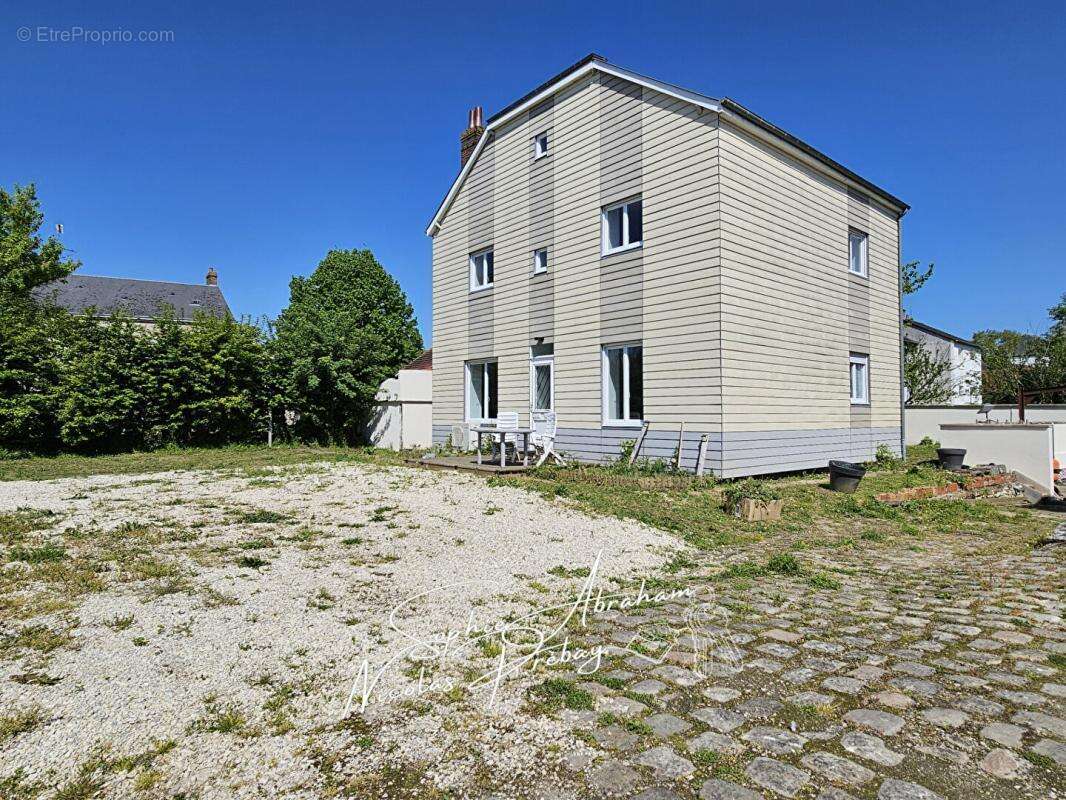 Propriété polyvalente aux prestations énergétiques remarquables ? Maison principale et logements indépendants - photo 8
