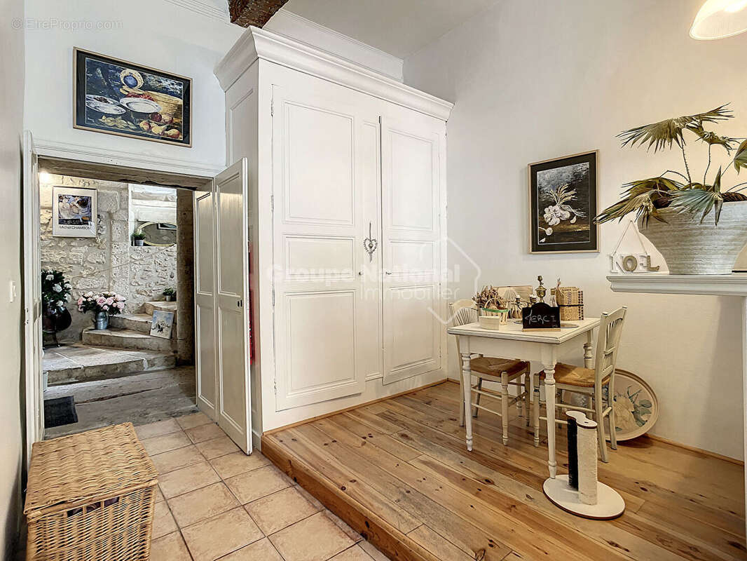Montfrin, Grande maison de village - photo 6