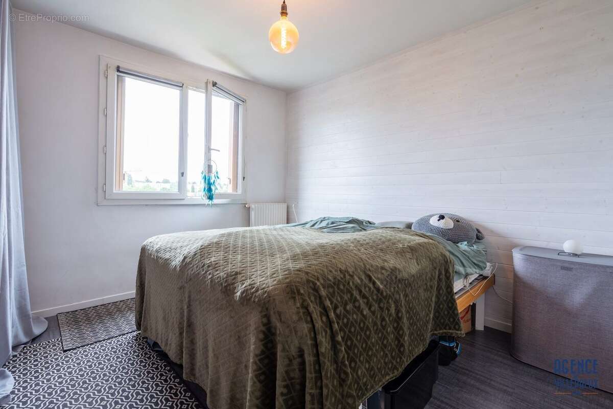 Appartement 56 m² à Les Clayes-Sous-Bois  - photo 9