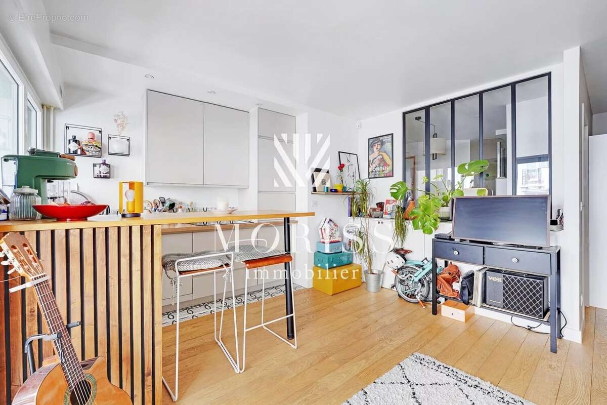 Appartement à PARIS-18E
