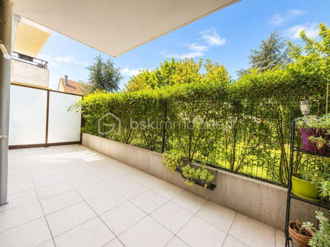 Appartement à LIVRY-GARGAN