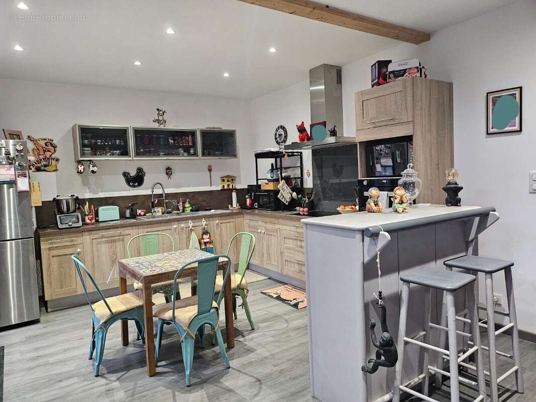 Maison à SAINT-YRIEIX-LA-PERCHE