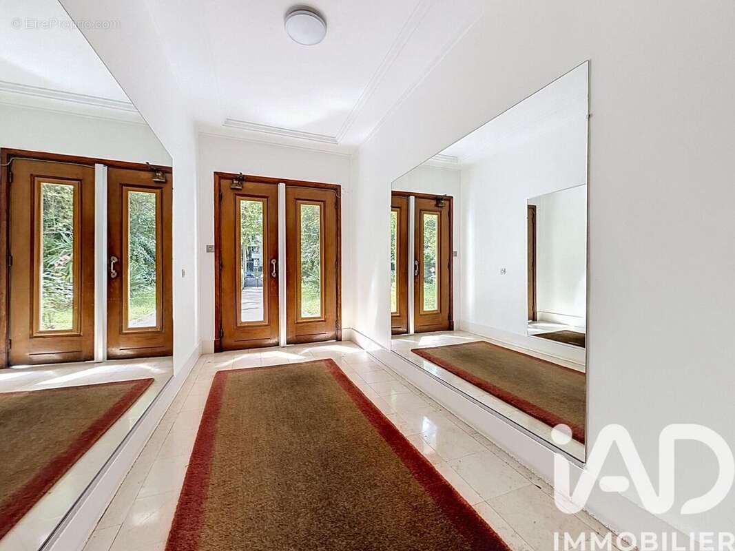 Appartement 92 m² à Neuilly-Sur-Seine  - photo 5