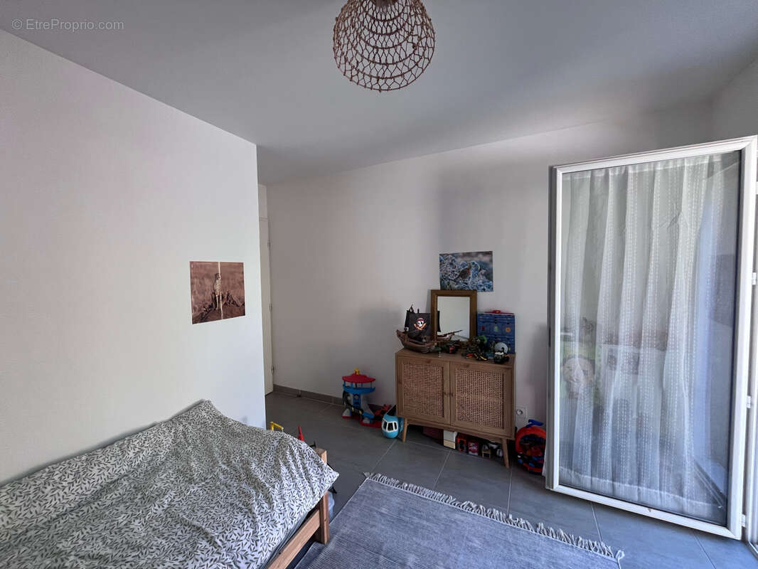 Appartement t3 en rez de jardin  avec parking toulon ouest - photo 11