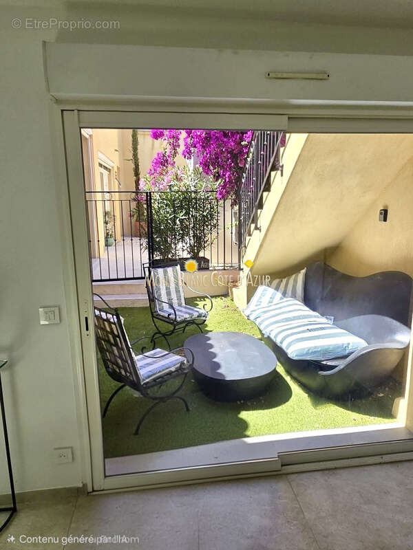 Appartement neuf 2/3 chambres plein centre ville ste maxime - photo 3