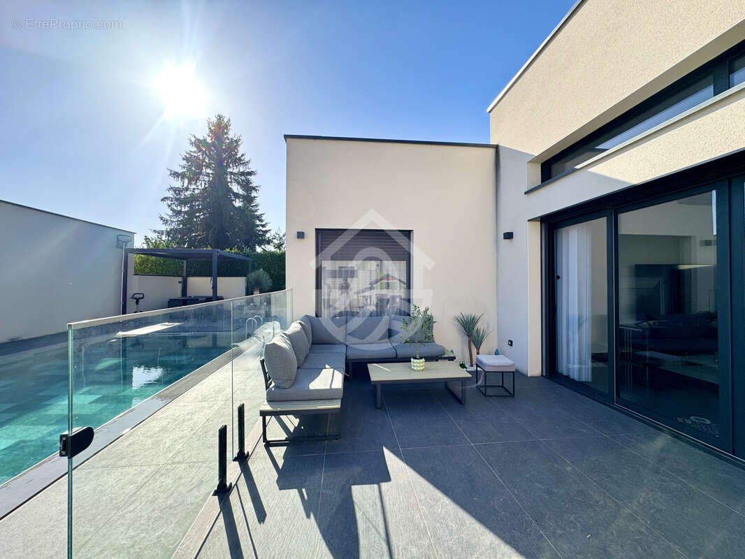 Maison à ALIXAN