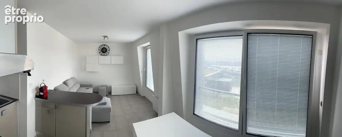Quartier Gare ,  Ascenseur, Appartement  2 pièce(s) - photo 5