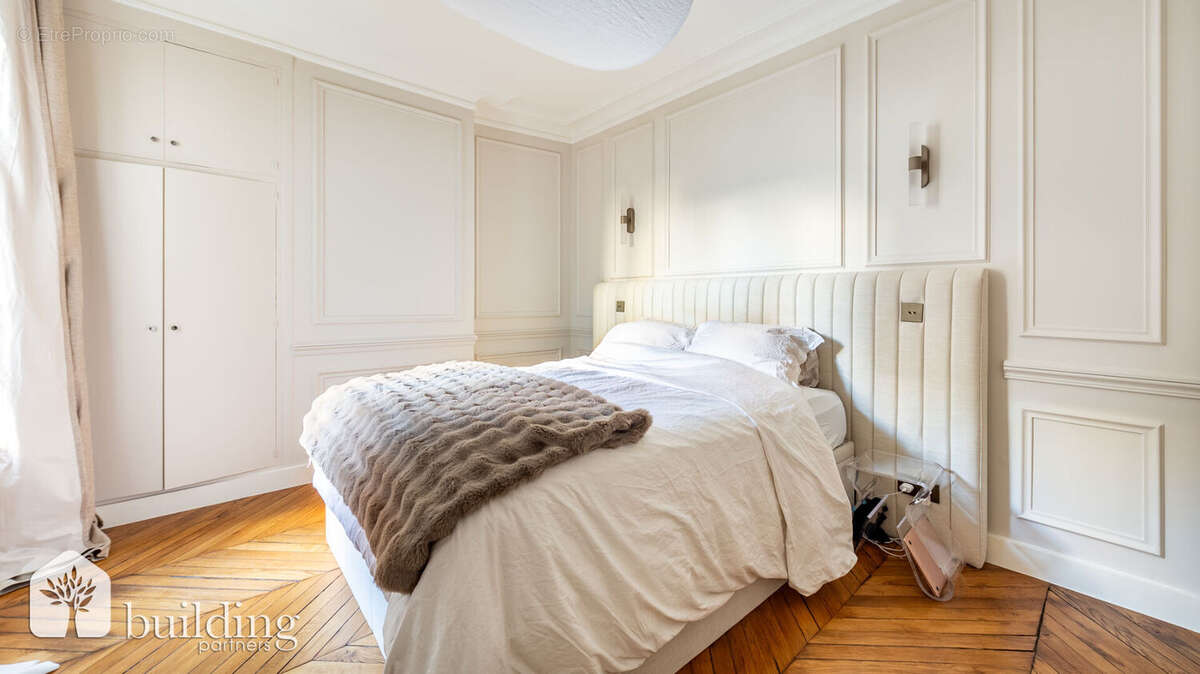 Paris 17e Étoile - Appartement 3 pièces de 67,2 m² - photo 9