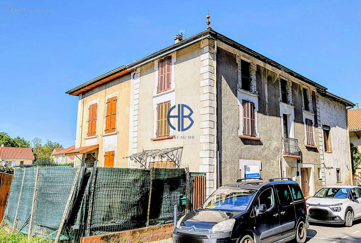 Maison à SAINT-ETIENNE-DE-SAINT-GEOIRS