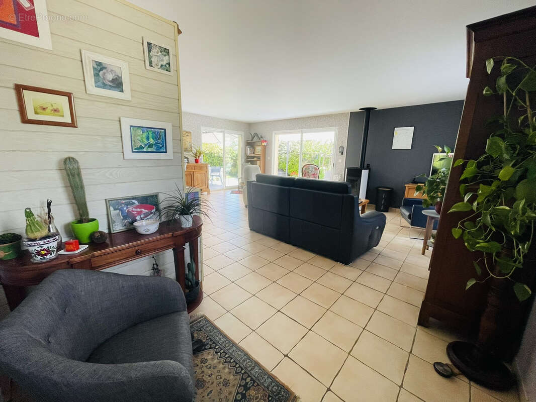 Maison à MIGNE-AUXANCES