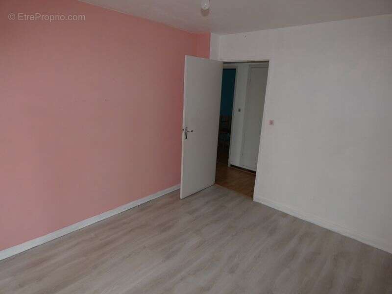 Appartement à VEYNES