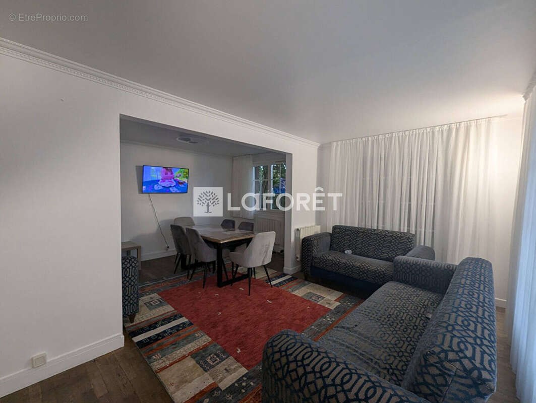 Maison à GOUSSAINVILLE