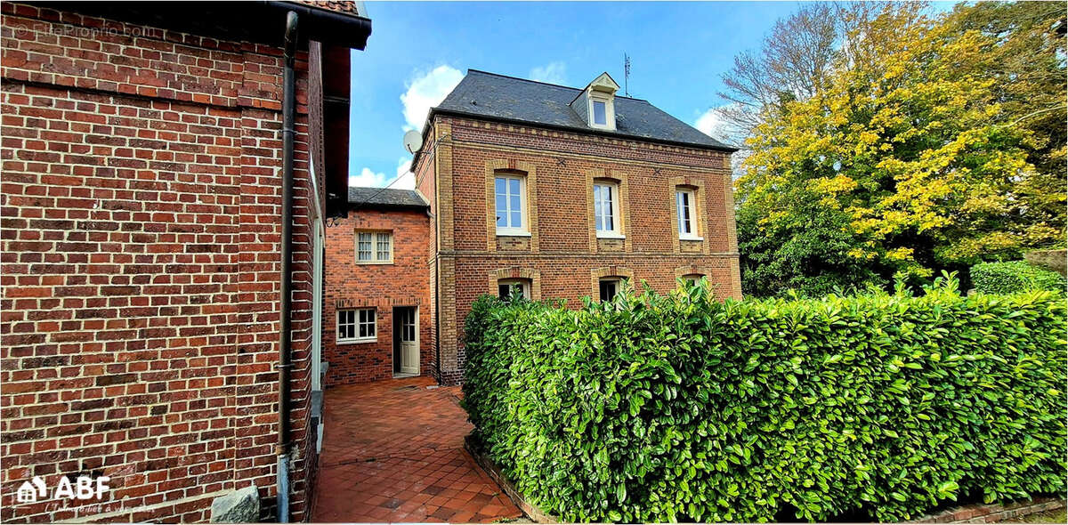 Maison à VARENGEVILLE-SUR-MER