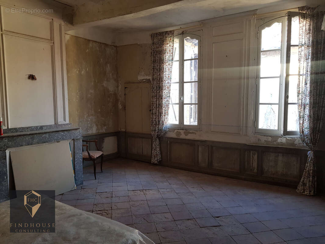 Maison à SARAMON