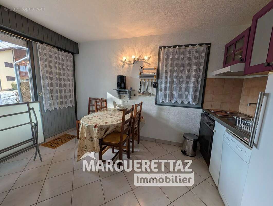 Appartement à ONNION
