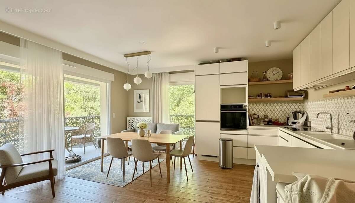 Appartement à ANNECY-LE-VIEUX