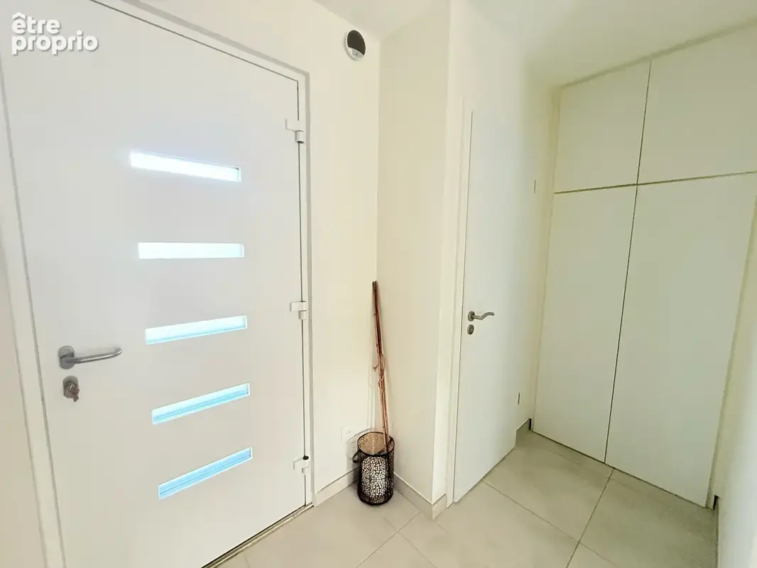 Roussy le village ( roussy le bourg ) - maison de 105 m2 sur 3.96 ares - photo 14