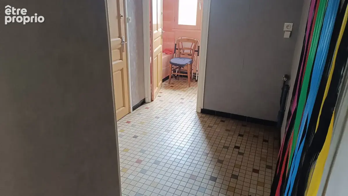 SAINT-CLÉMENT   Charmante maison en pierre avec terrain - photo 6