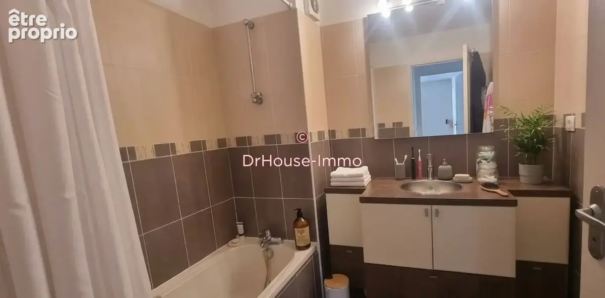 Appartement 3 pièces 70 m² à vendre à Onet-Le-Chateau (12850) - photo 8