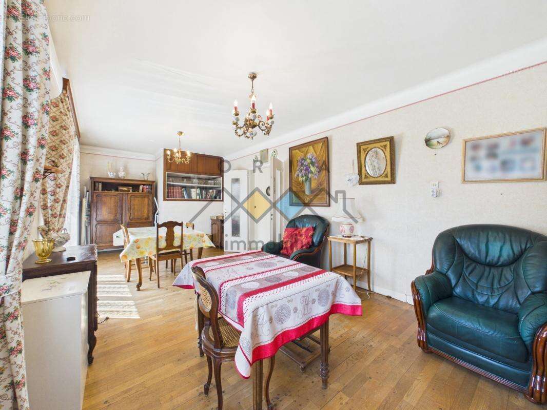 Maison 146 m² à Sainte-Ruffine  - photo 8