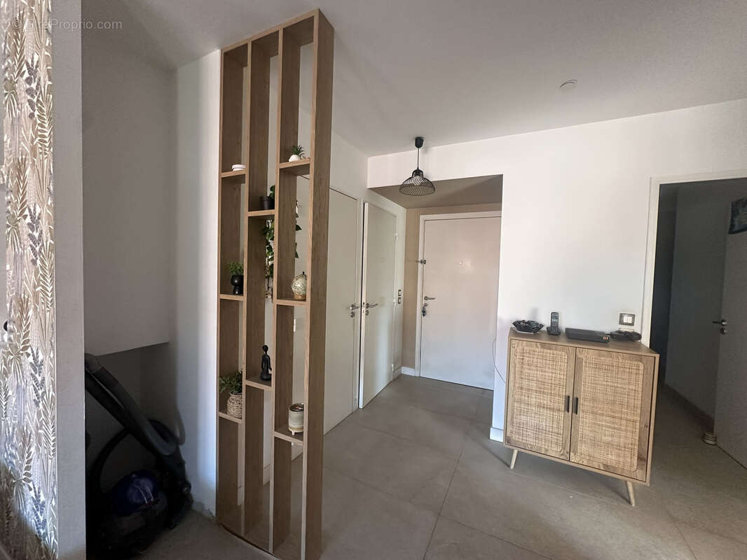 Appartement à PUGET-SUR-ARGENS