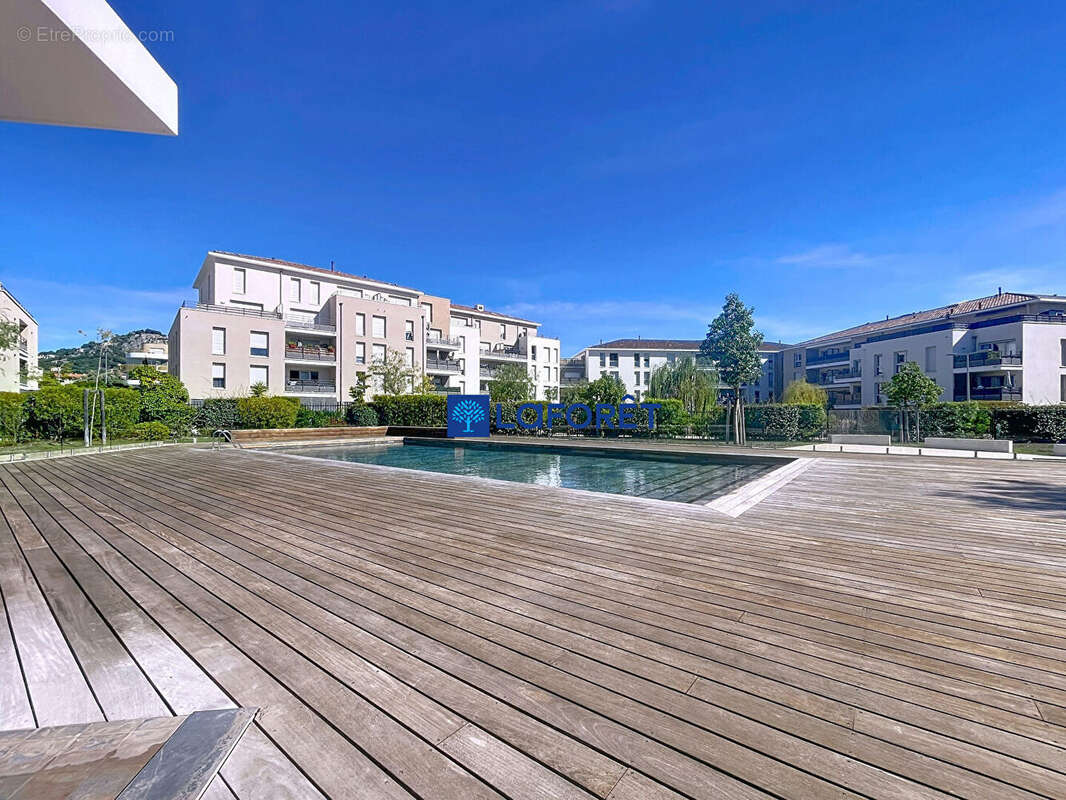 Appartement à HYERES