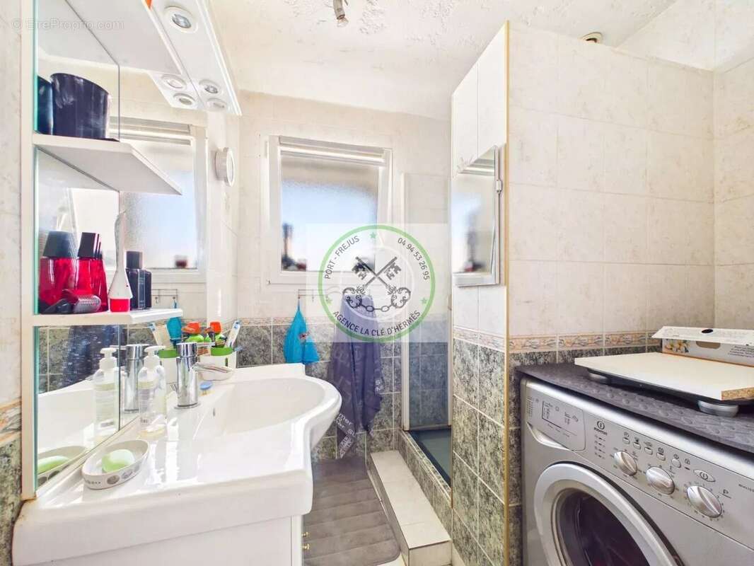 Appartement à FREJUS
