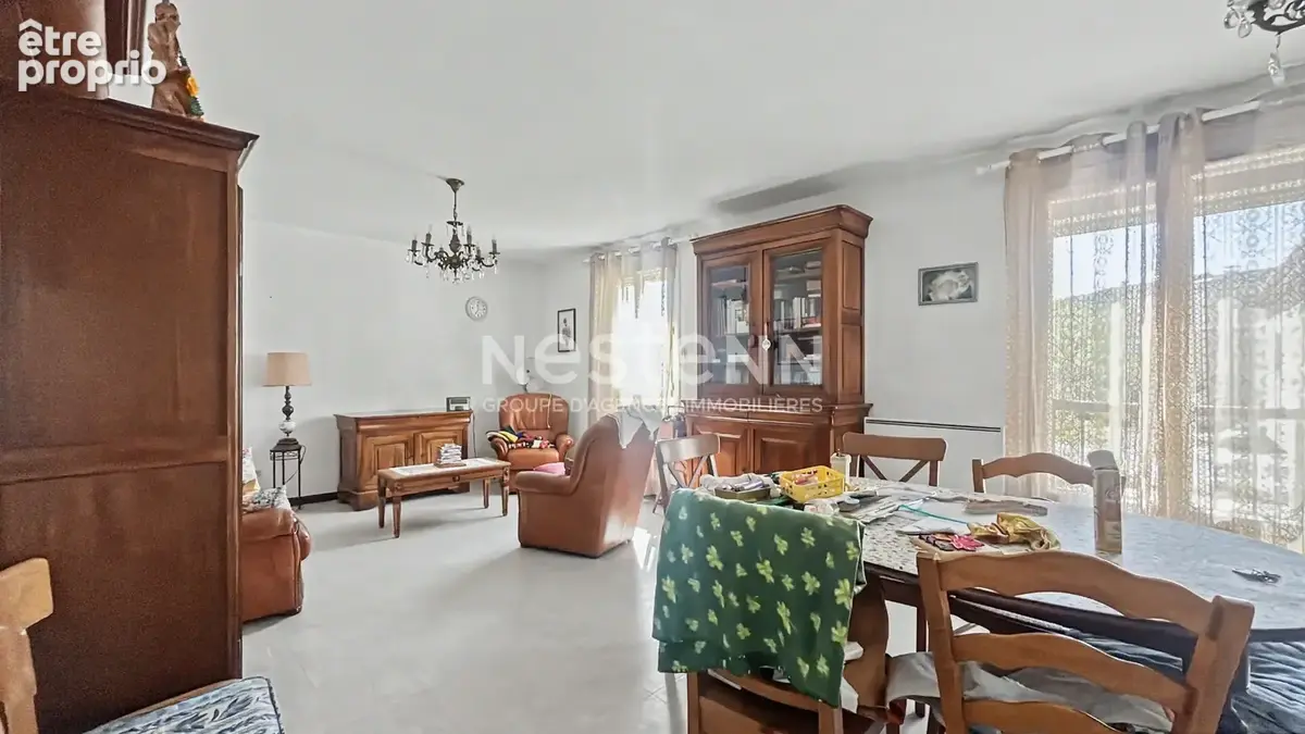 Appartement 83 m² avec 2 chambres, loggia et double garage à vendre à Arles - photo 2