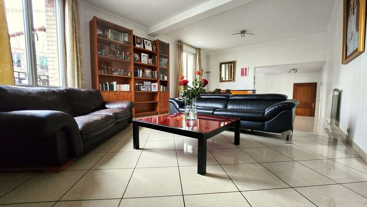 Maison 142 m² à Maisons-Alfort  - photo 2