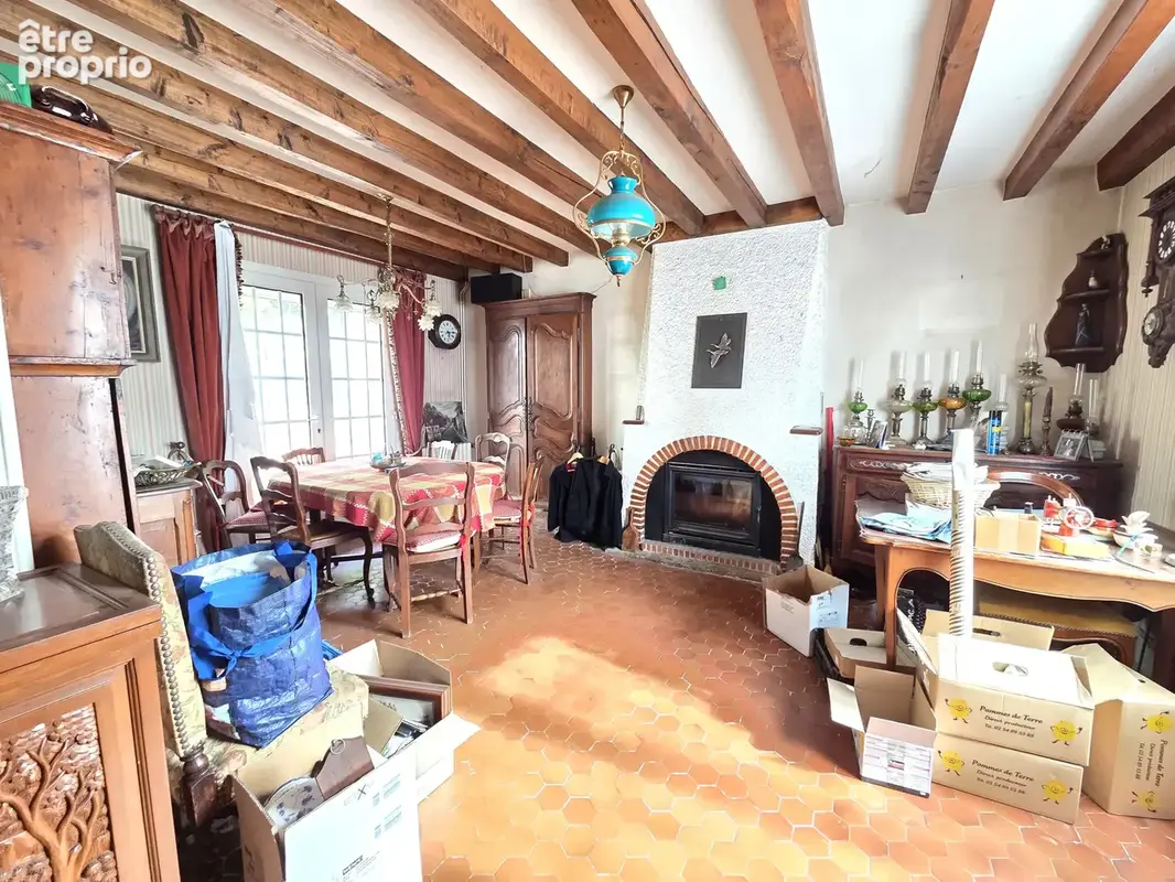 Maison à rénover avec multiples dépendances - photo 11