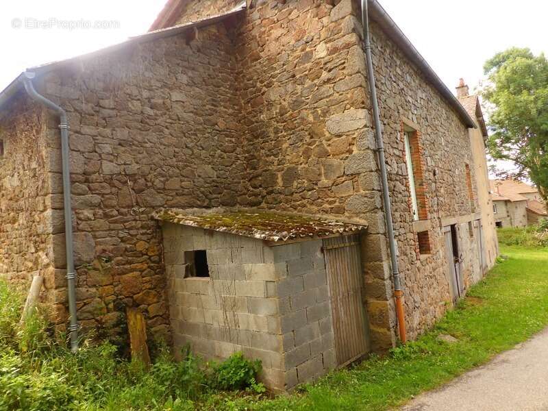 Commerce à LES MARS